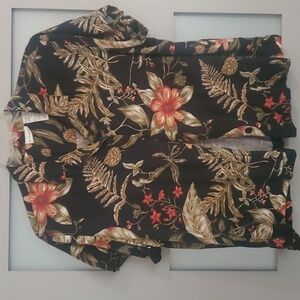 XL White Stag short sleeve button-up shirt